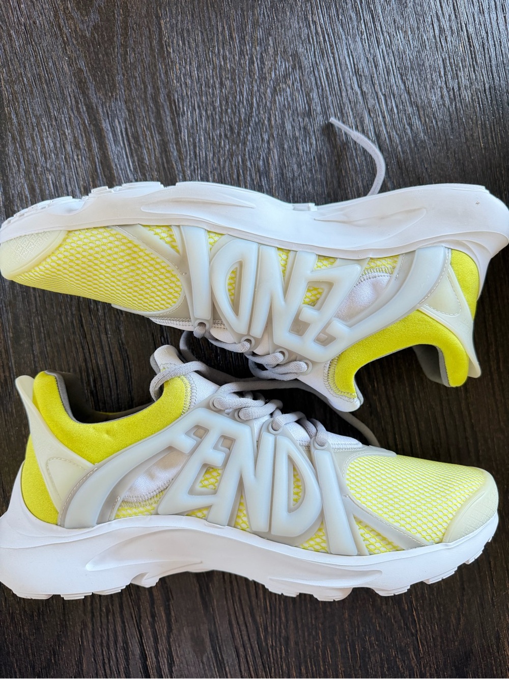 FENDI mesh printed athletic sneakers men’s size 9